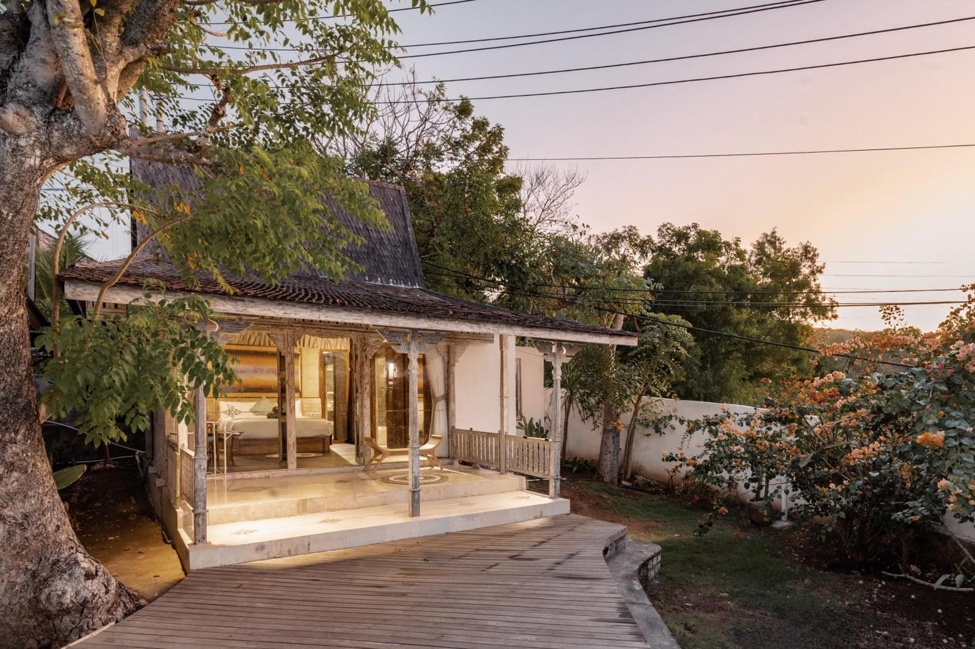 Dolce Nusa Penida Villa *